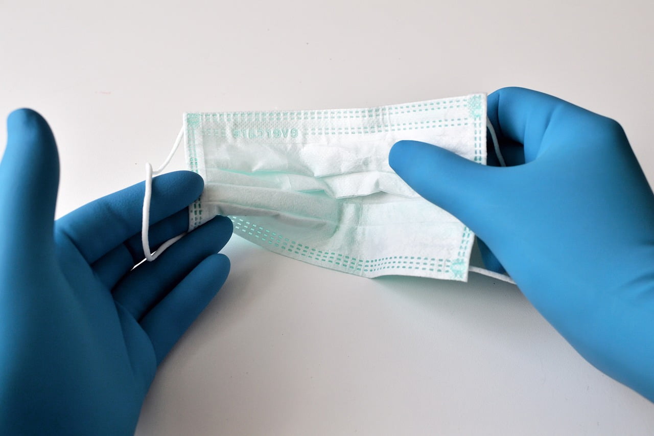 Breakthrough COVID-19 does not meaningfully affect HIV CD4+ count
