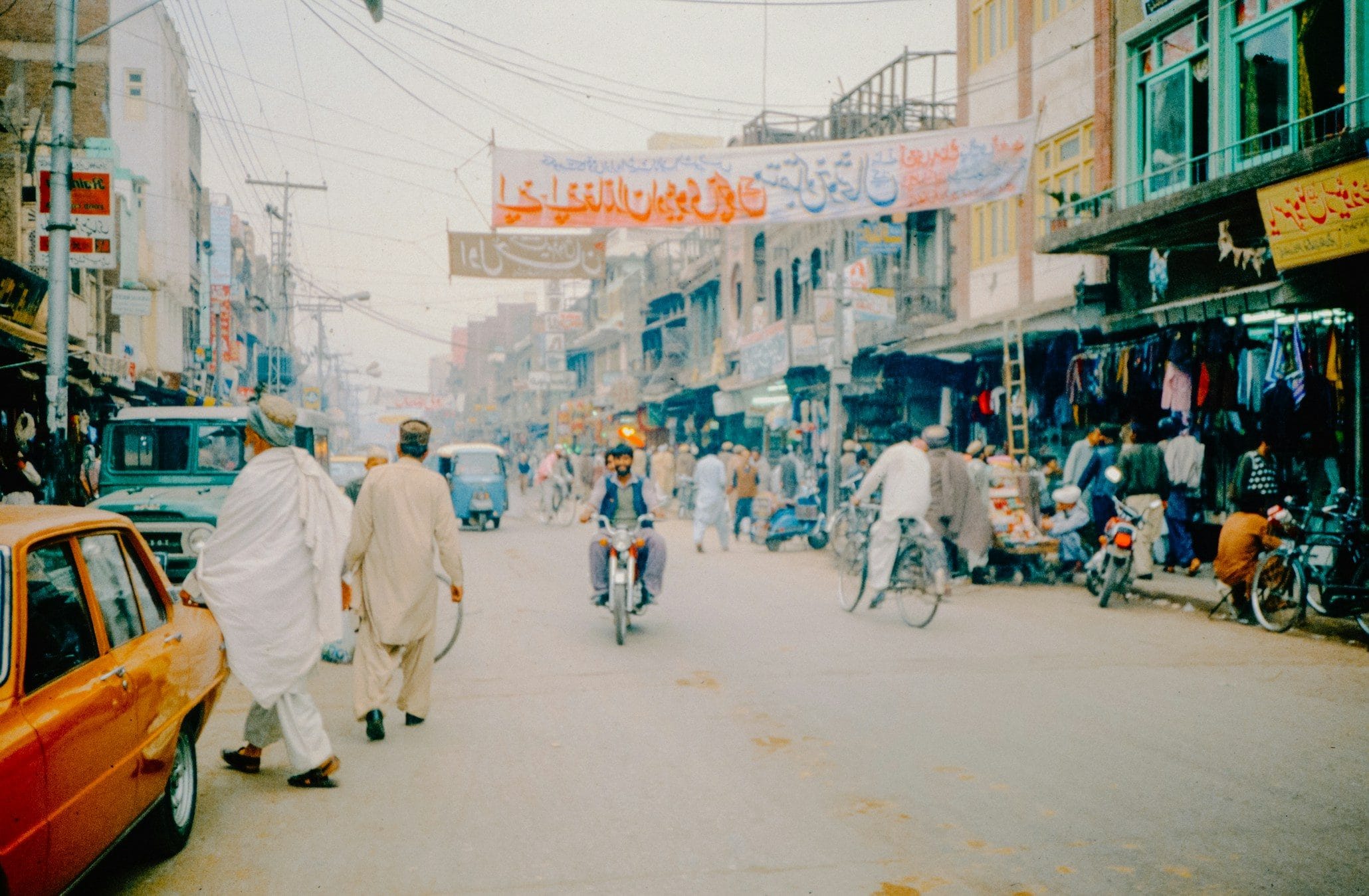 In Pakistan, routine medical care is spreading HIV  European AIDS Treatment Group